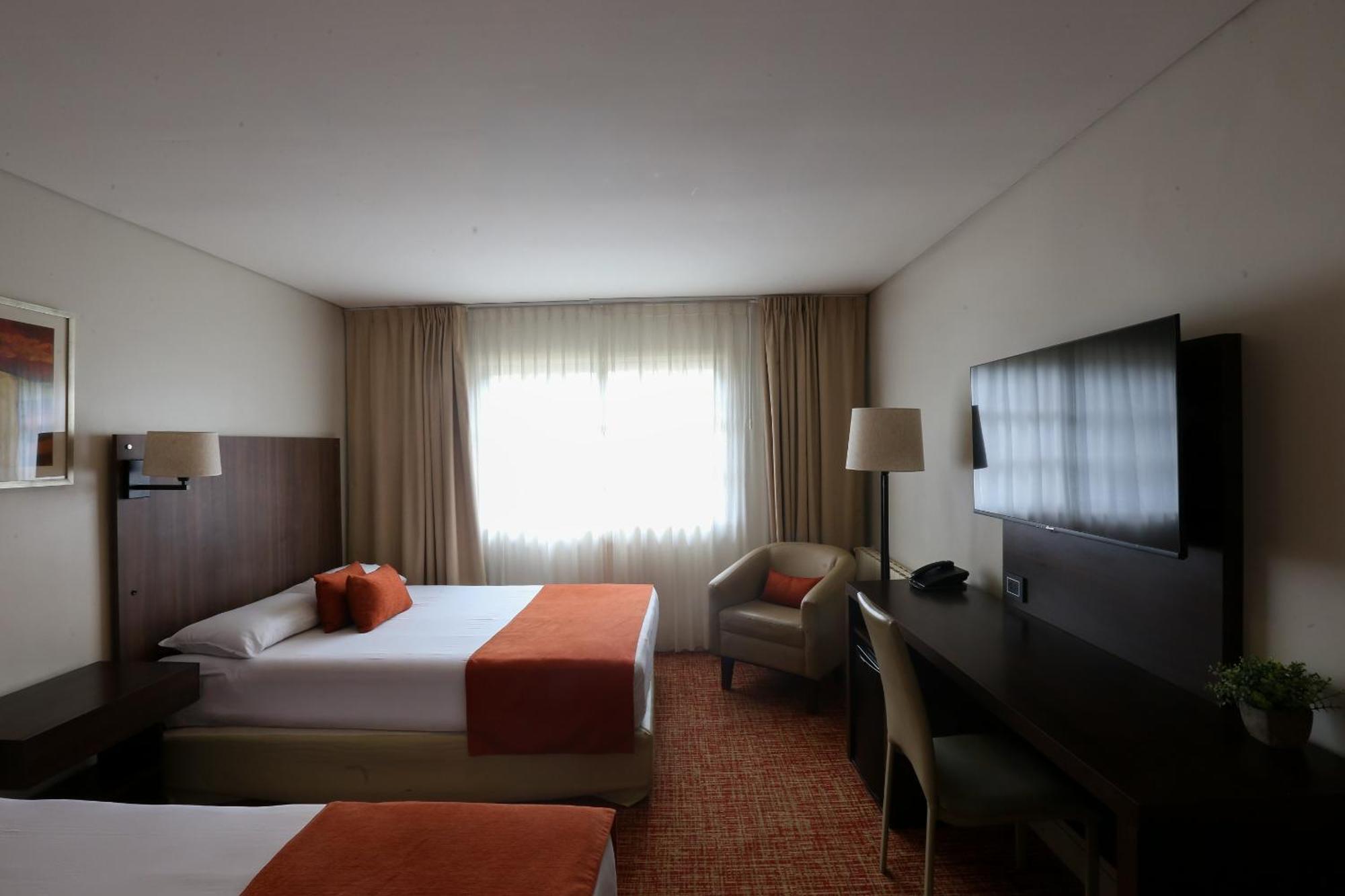 אל קלפטה Hotel Bahia Redonda מראה חיצוני תמונה