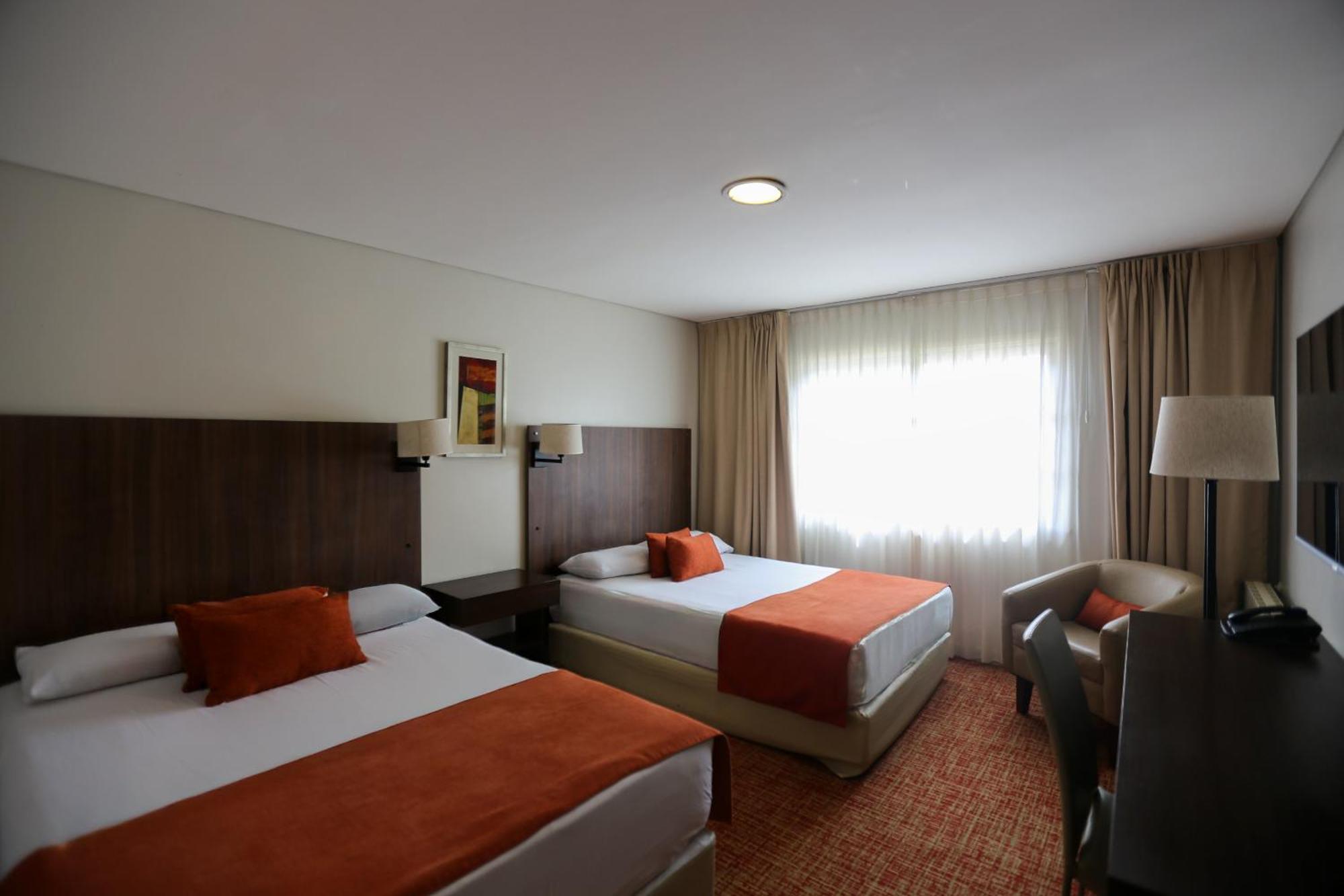 אל קלפטה Hotel Bahia Redonda מראה חיצוני תמונה